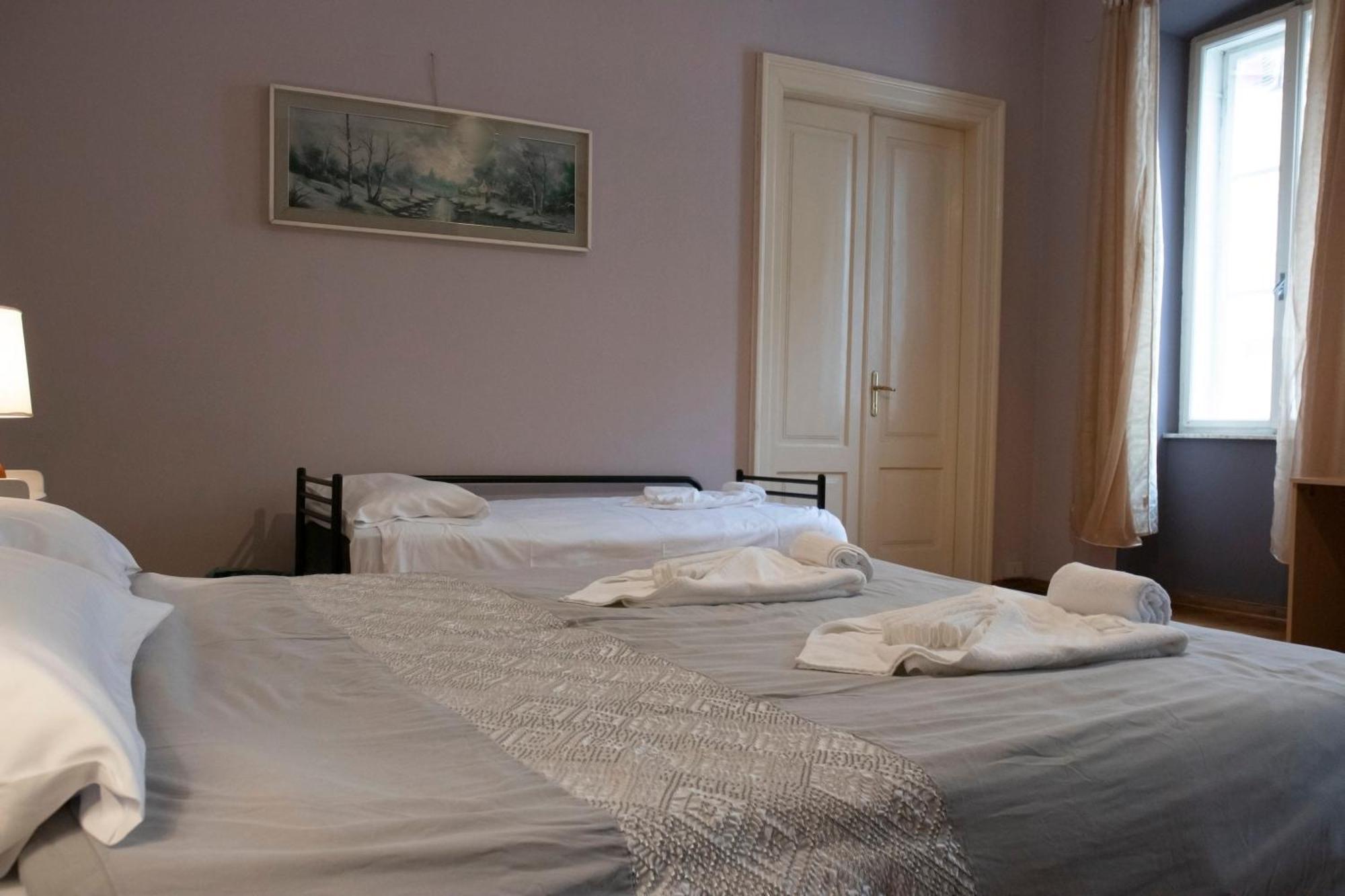 Hostel Teatro Trieste Extérieur photo